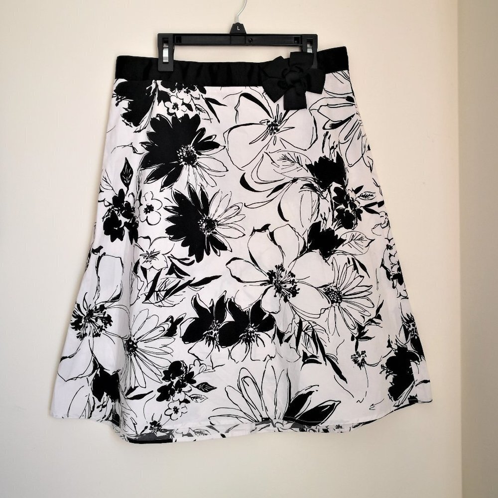 Charlotte Russe‎ Floral Cotton Skirt Size 5